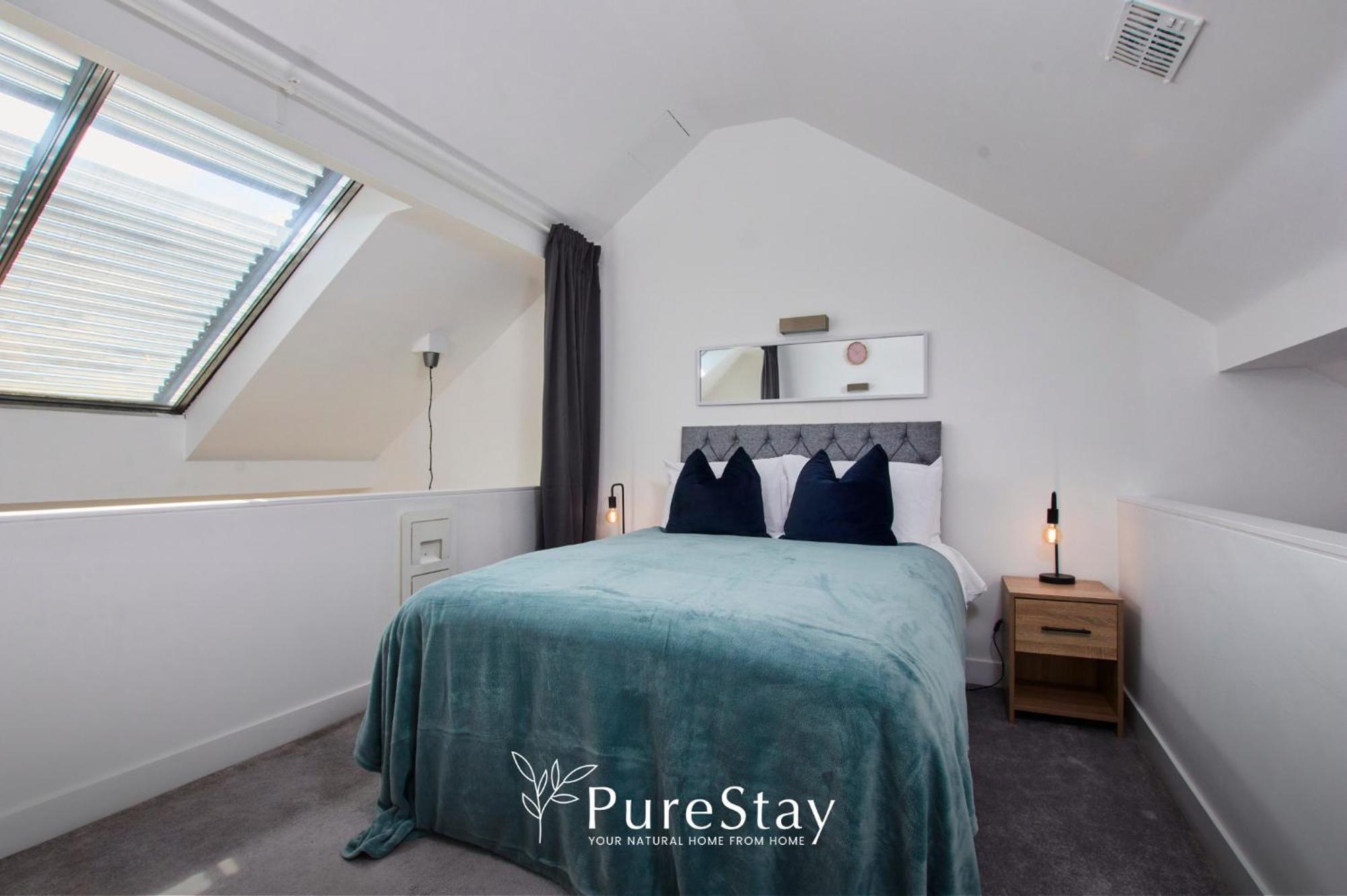 Beautiful Four Bed House By Purestay Short Lets & Serviced Accommodation Coventry With Parking Exteriér fotografie